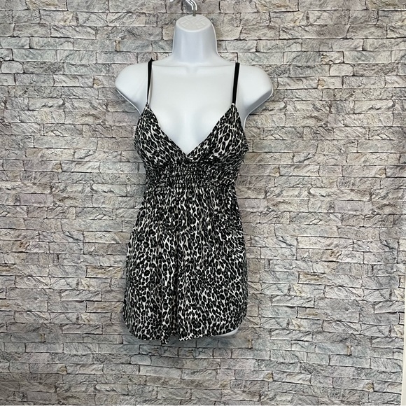 Forever twenty one leopard Flowy tank - Picture 1 of 5